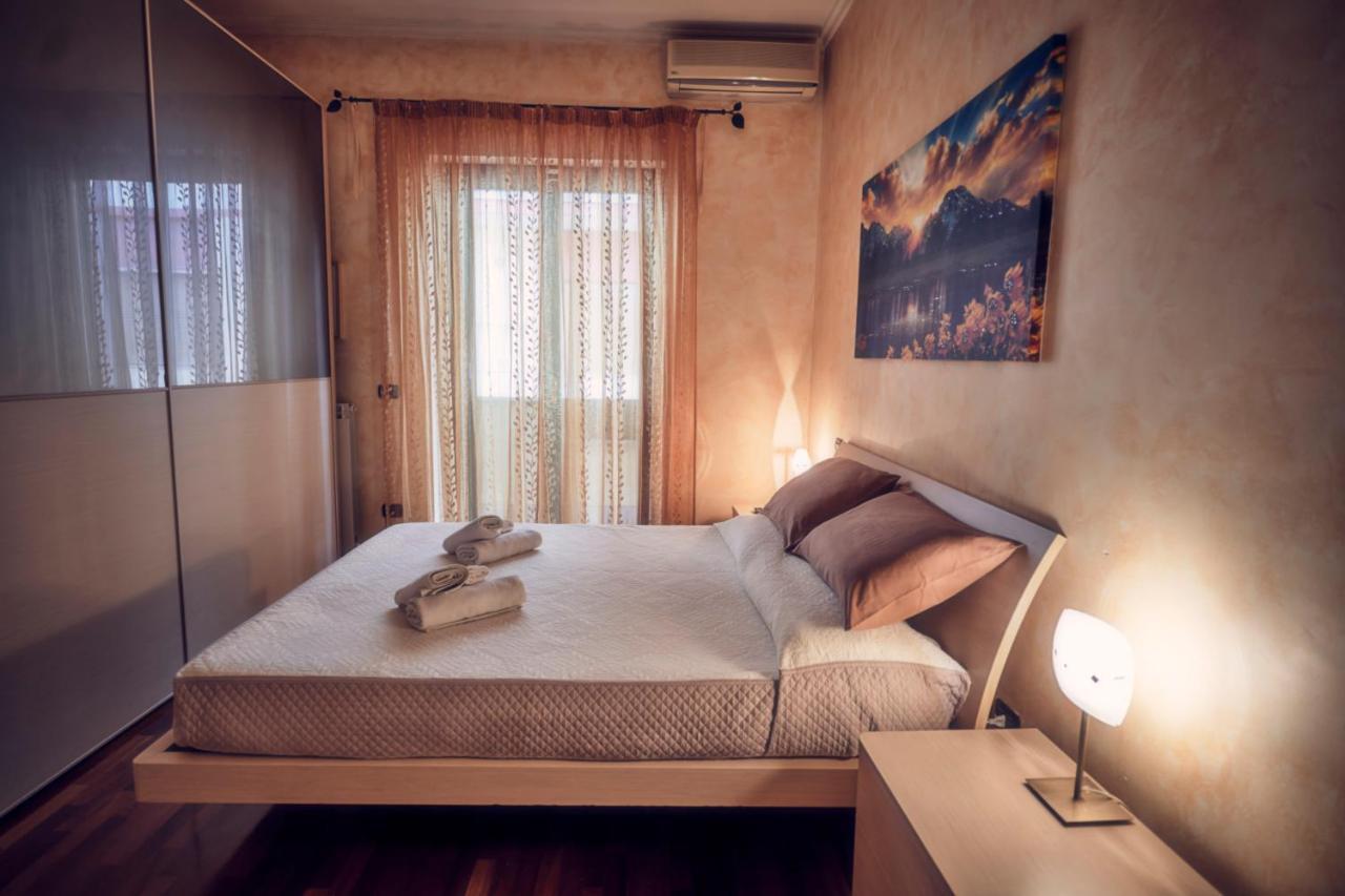 Travelershome Ciampino Suite Экстерьер фото