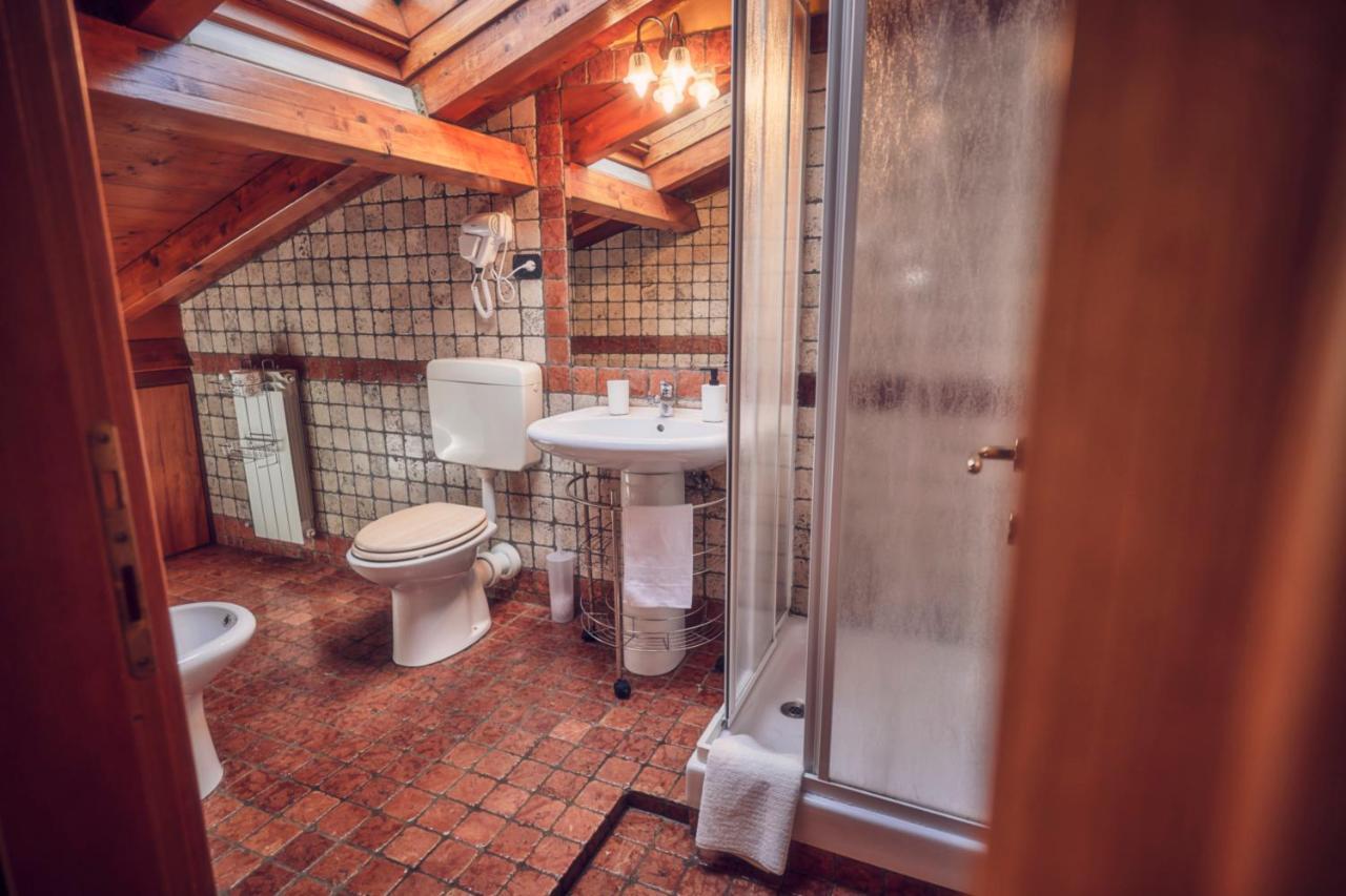 Travelershome Ciampino Suite Экстерьер фото