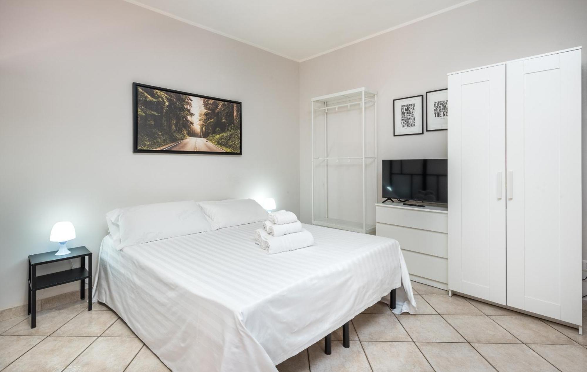 Travelershome Ciampino Suite Экстерьер фото